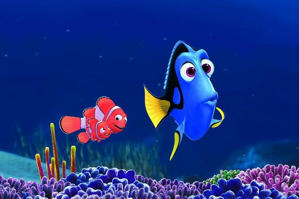 Peces divertidos del mundo submarino