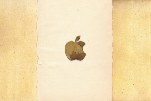 На пергаменте логотип яблоко