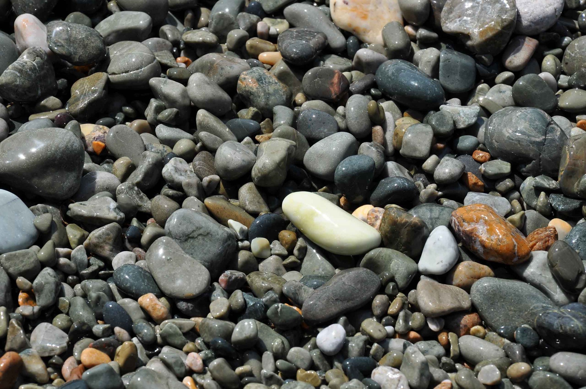 piedra roca grava suave textura zen naturaleza adoquines escritorio boulder superficie armonía teja patrón abstracto primer plano playa tierra granito redondo