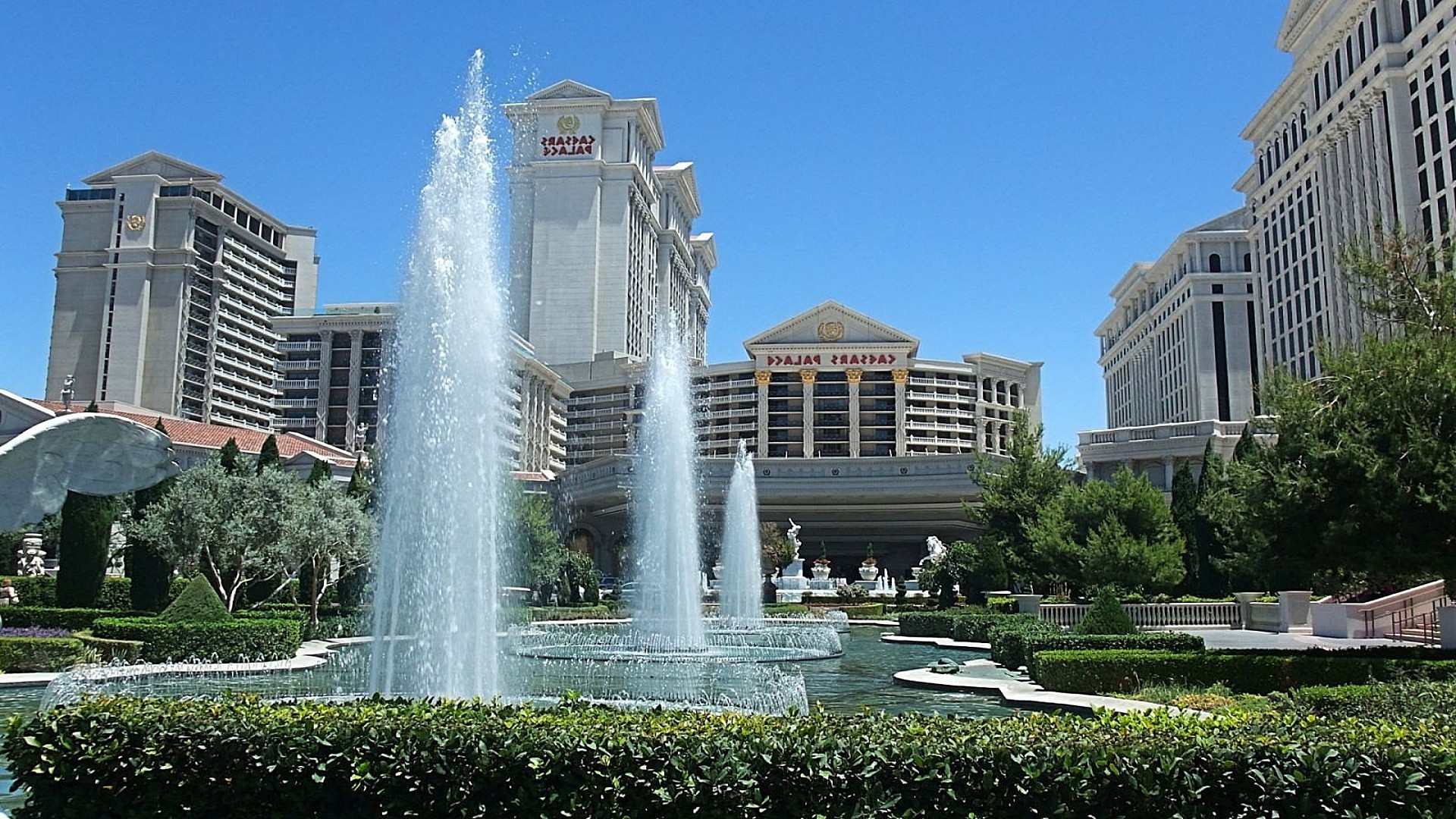 fountains architecture fountain city building travel water outdoors park casino modern sky urban hotel downtown daylight tourism office skyscraper