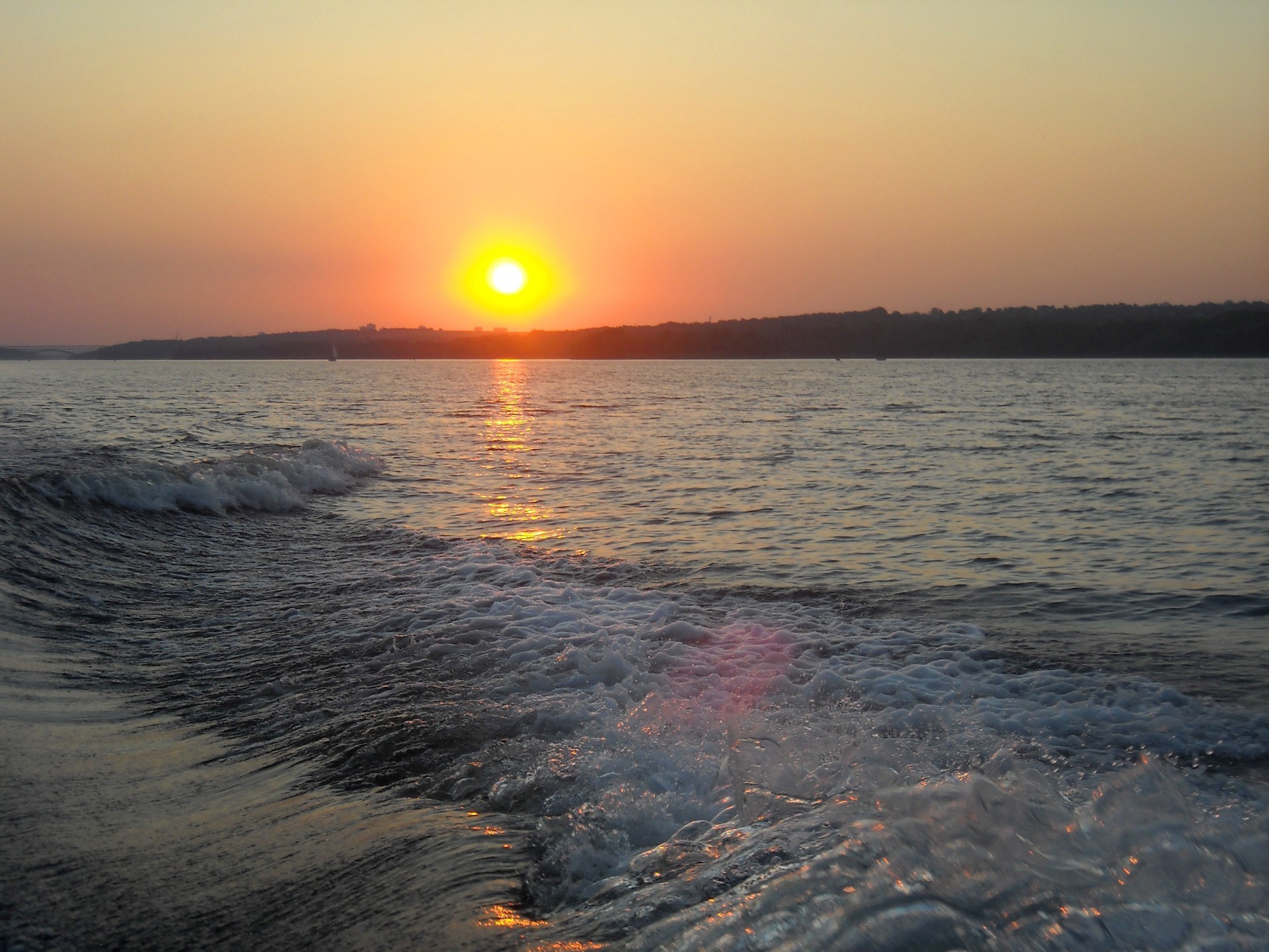 захід і світанок захід води ввечері світанок сонце сутінки пляж океан море пейзаж моря відображення