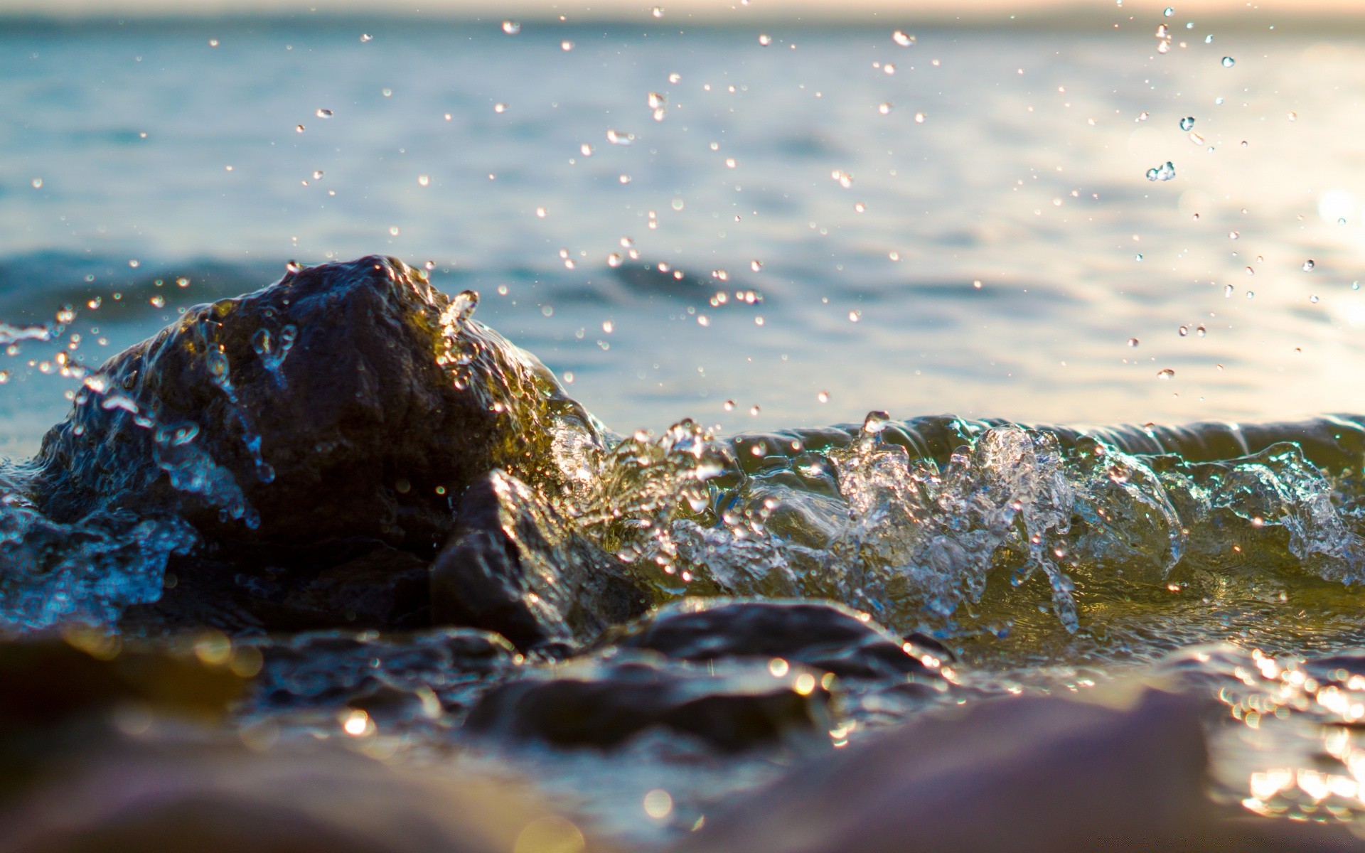 gouttelettes d eau eau mer réflexion océan nature humide rivière paysage splash plage coucher de soleil rock propreté voyage lac à l extérieur