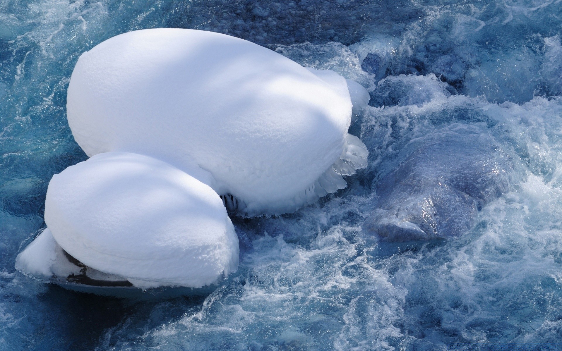 крапельки і вода холодна зима сніг лід води природа на відкритому повітрі погода заморожені мороз океан гарну погоду денне світло