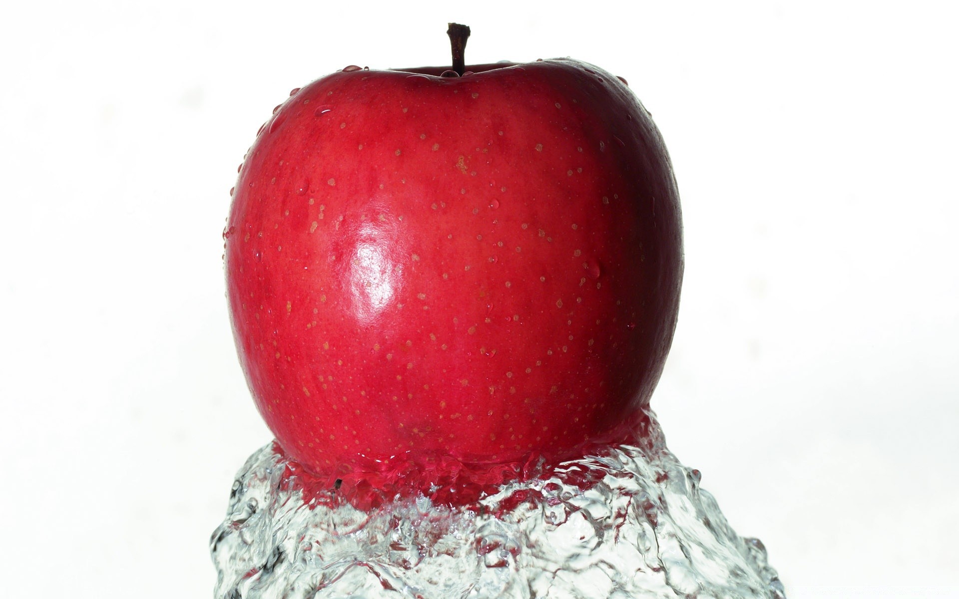 droplets and water food fruit apple health healthy juicy wet