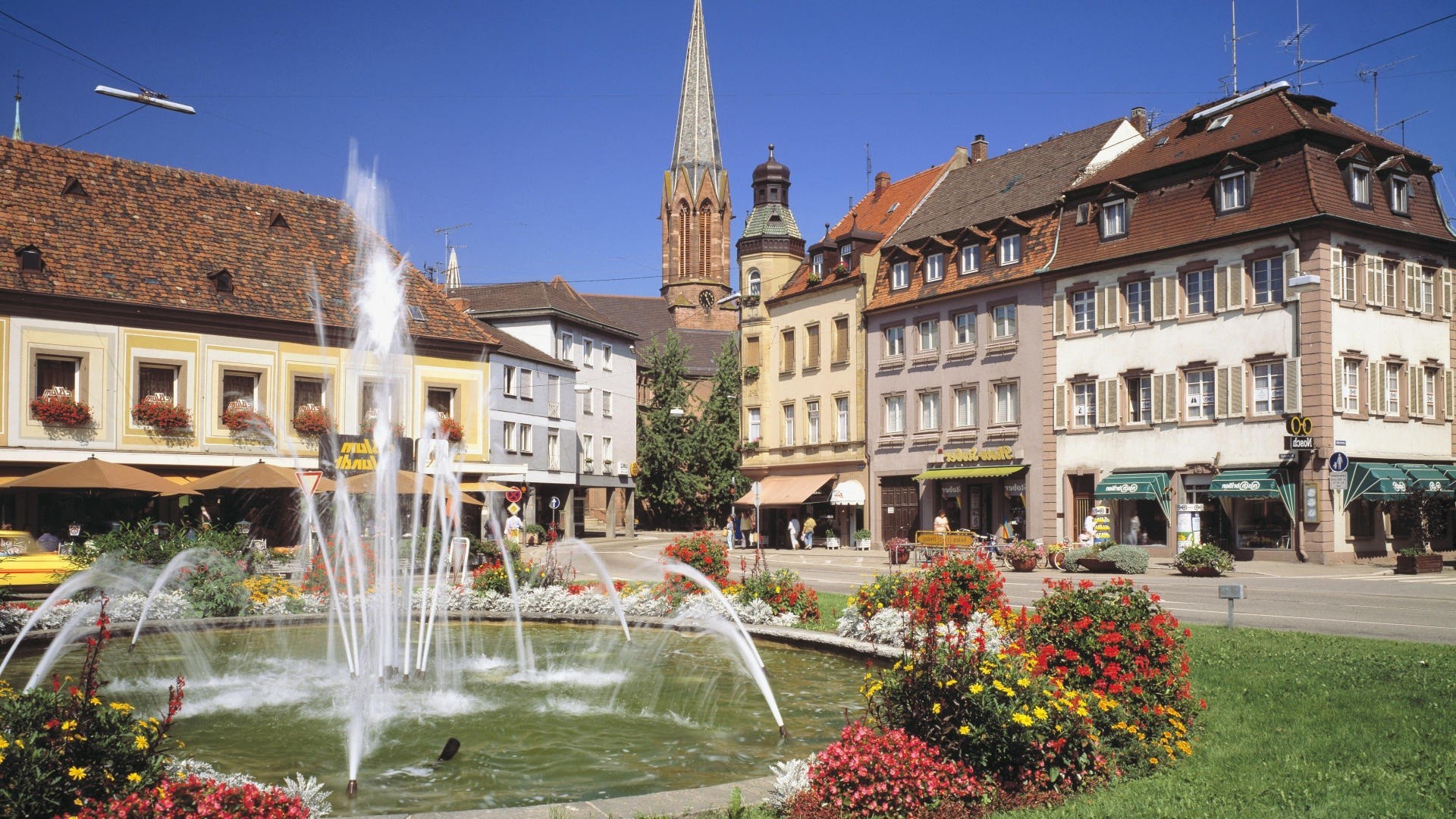 brunnen architektur haus reisen haus stadt stadt wasser tourismus brunnen im freien straße alt himmel städtisch fluss luxus urlaub