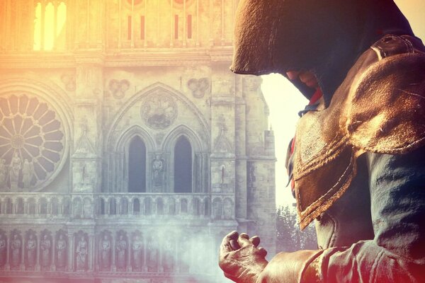 Il personaggio principale del gioco assassin s creed incappucciato di profilo