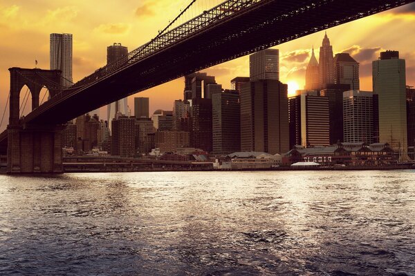 The bridge and the city in the morning at dawn