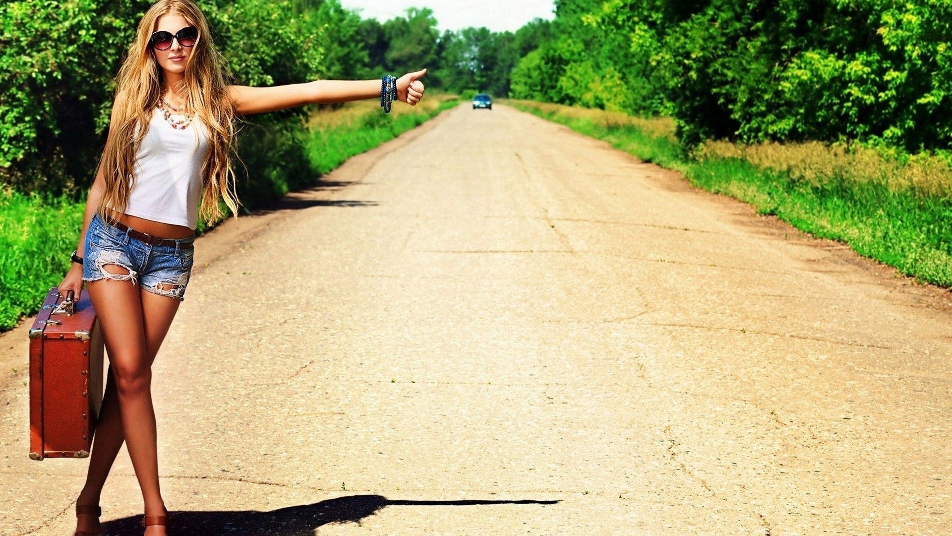 chicas vestidas verano chica mujer al aire libre naturaleza solo retrato hermosa moda estilo de vida