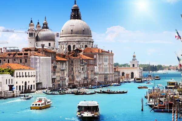 Hermosa ciudad en Venecia