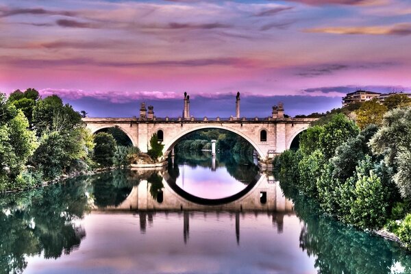 Architecture of rivers, ponds and streams