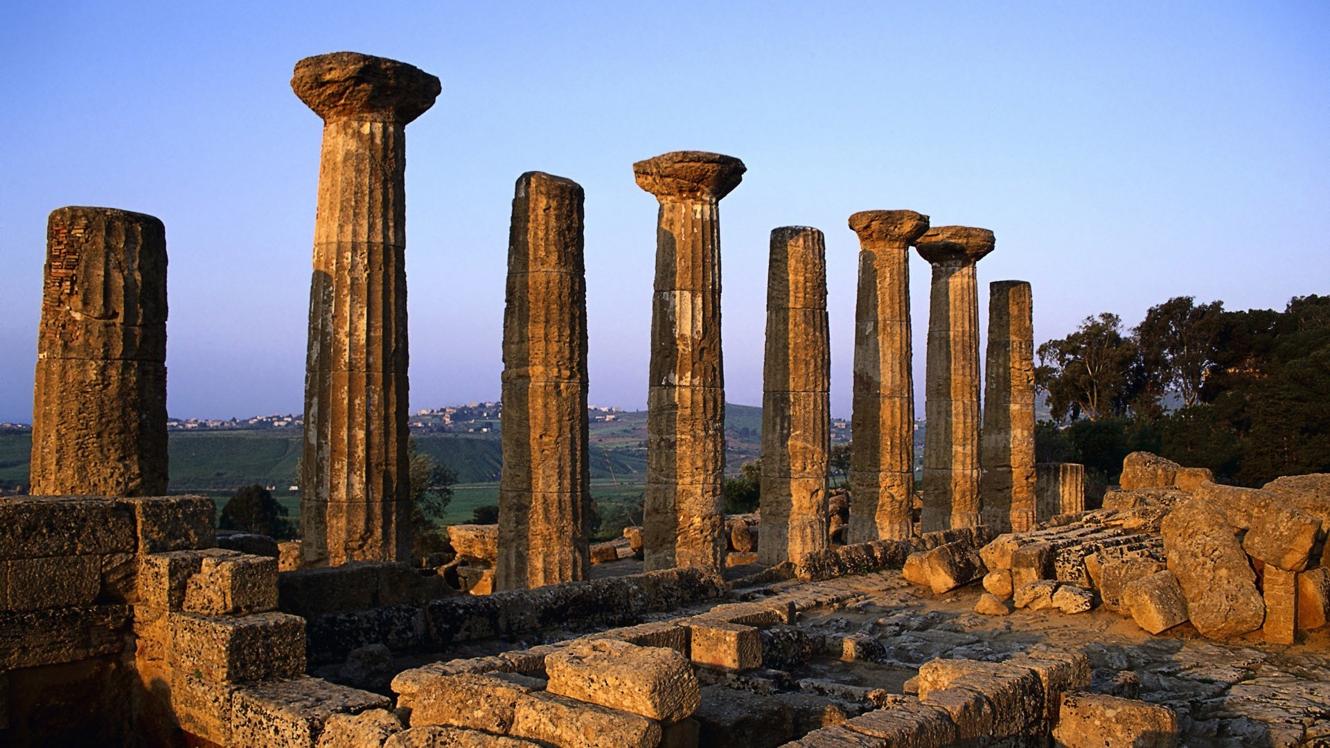 famous places ancient column temple archaeology architecture travel doric outdoors old ruin stone tower art sky antique acropolis support monument landmark