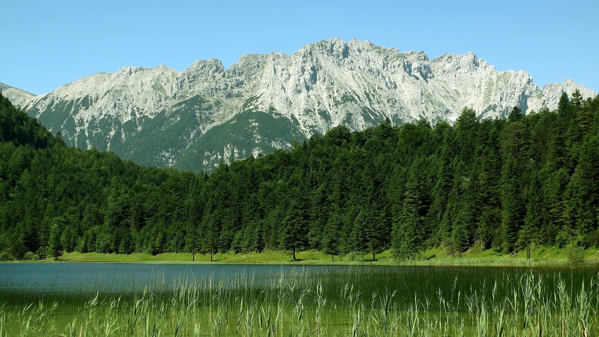 montañas montañas paisaje naturaleza madera lago al aire libre escénico cielo árbol viajes agua luz del día nieve