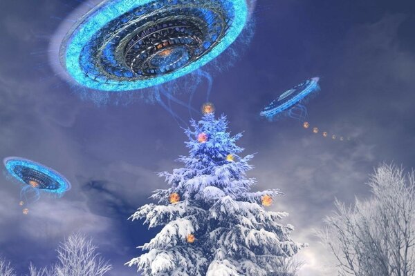 Alien fliegende Untertassen auf dem Hintergrund eines Weihnachtsbaumes