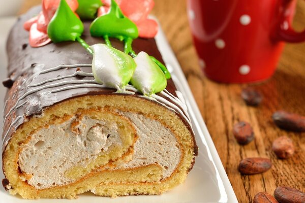 Delicious rolls with coffee and cream