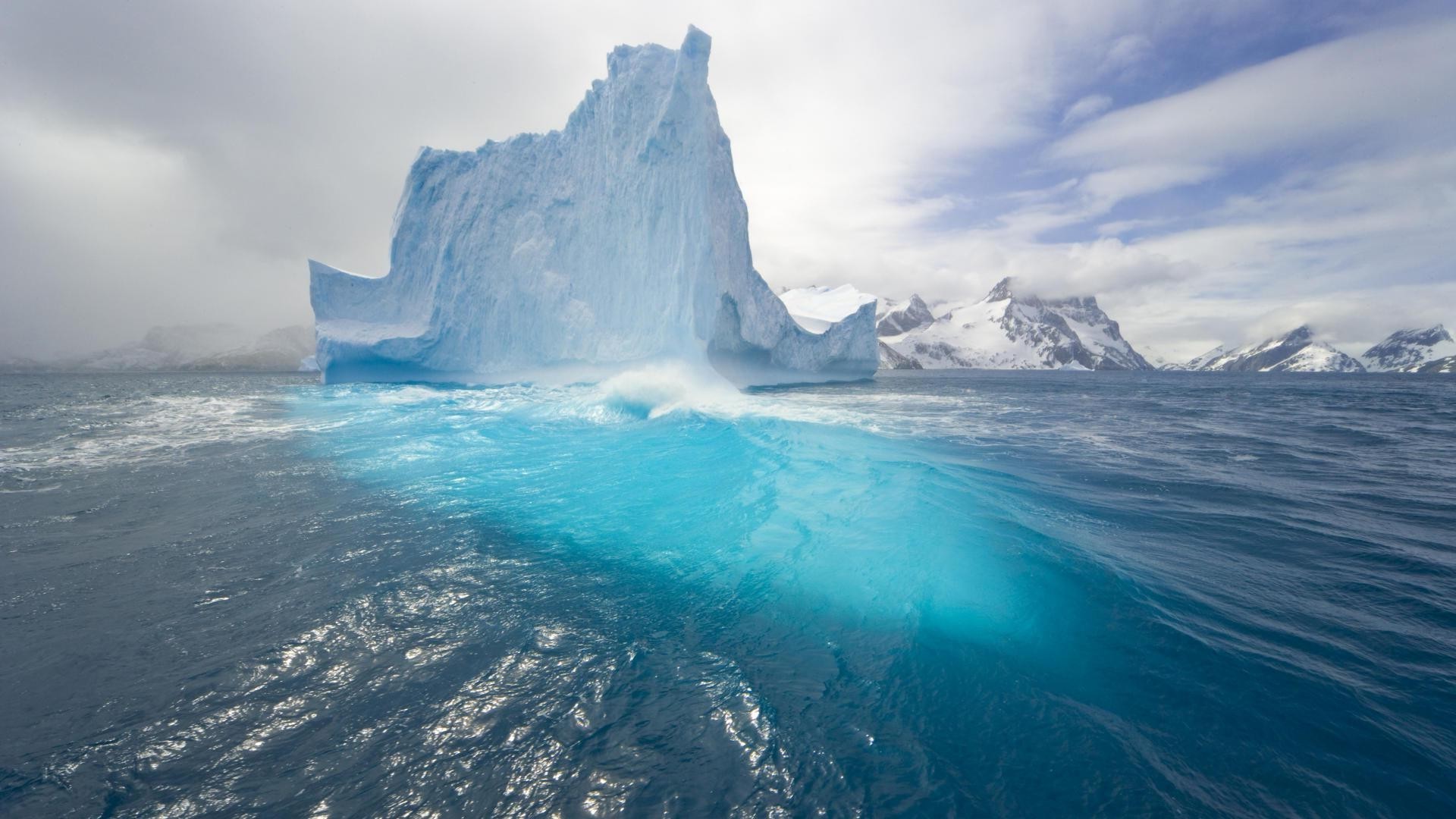 mer et océan eau iceberg glace neige voyage océan mer nature givré paysage à l extérieur hiver ciel glacier froid montagnes mer scénique