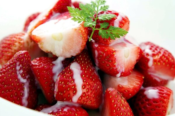 Strawberry berries. Sweet dessert