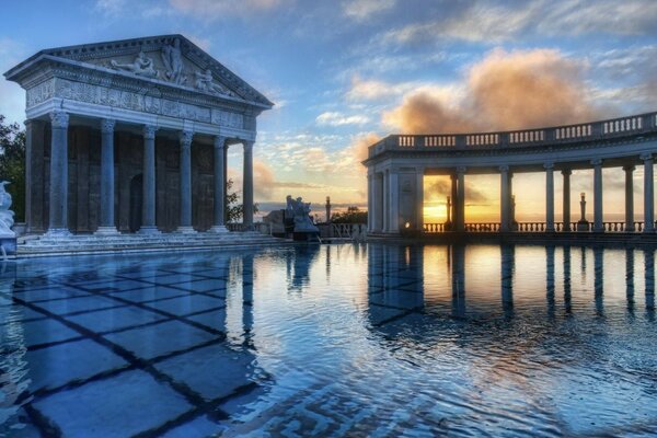 Architectural structures in the water