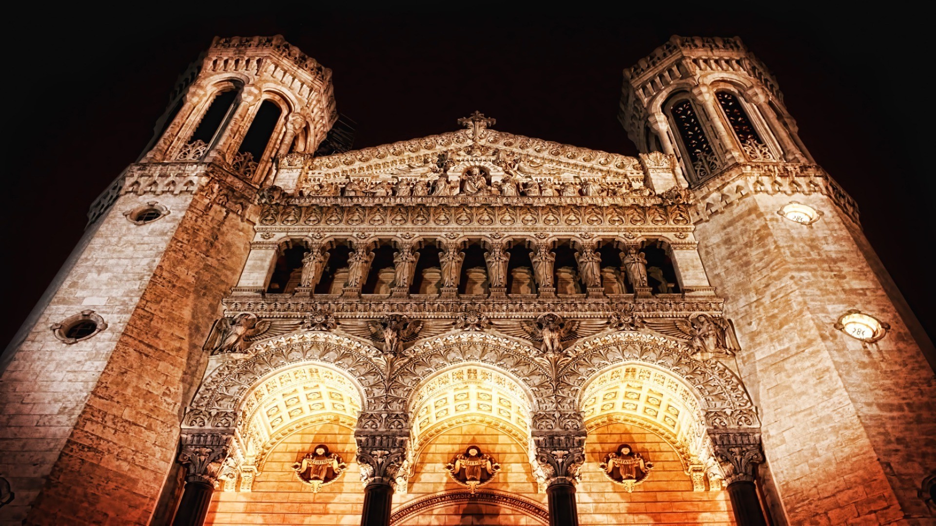 antike architektur architektur reisen antike haus alt kunst sehenswürdigkeit religion tourismus stadt kathedrale kultur kirche turm historisch denkmal traditionell berühmt himmel