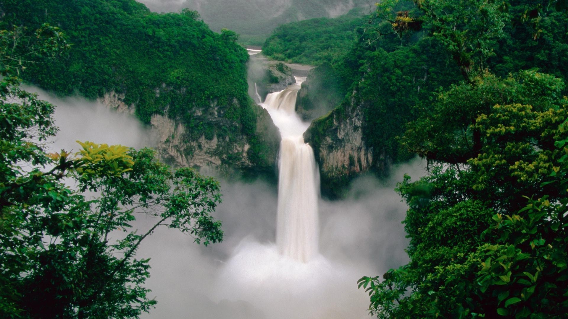 wasserfälle wasser wasserfall natur holz reisen baum fluss landschaft im freien blatt berge regenwald sommer rock tropisch nebel strom üppig himmel