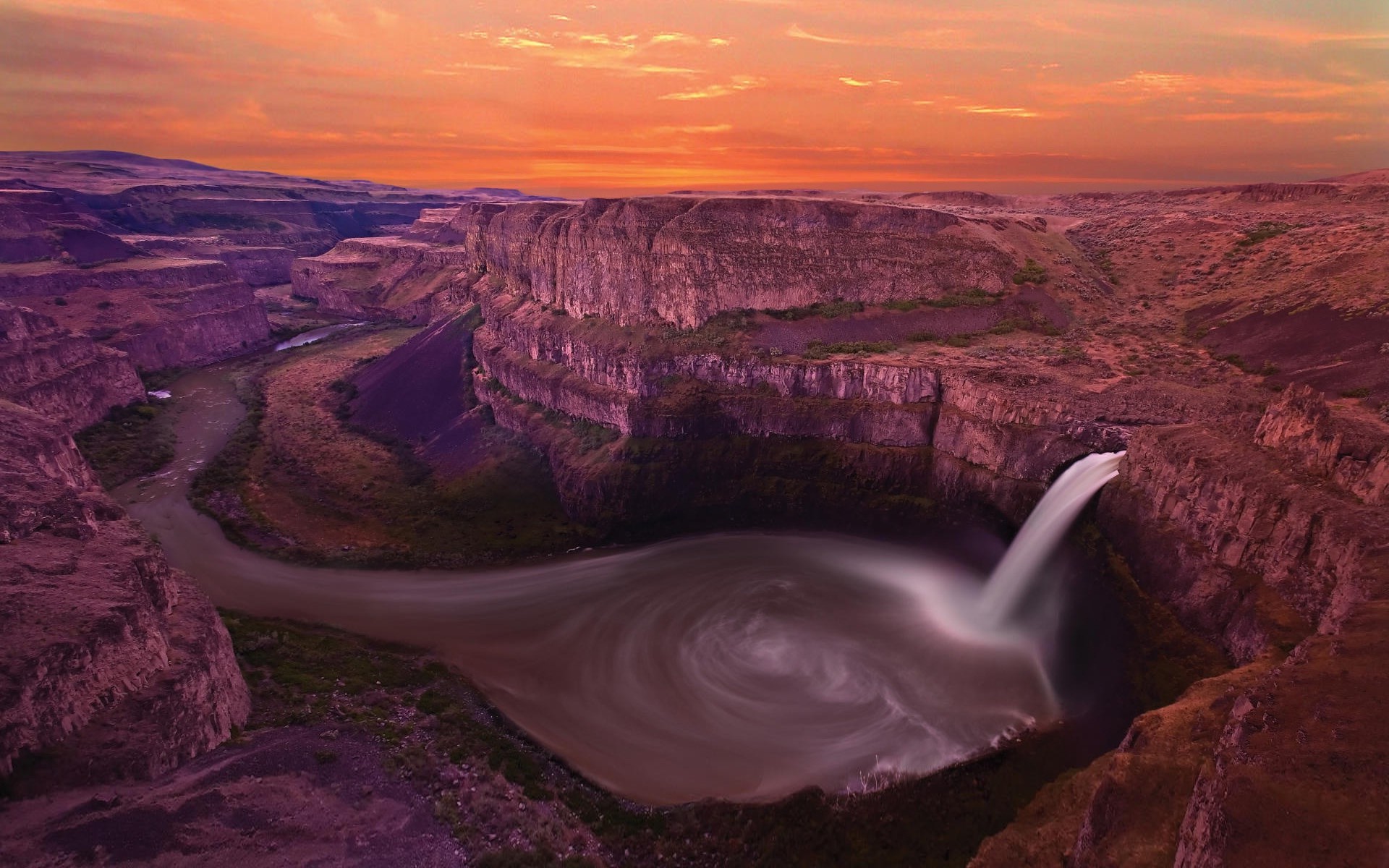 lieux célèbres paysage canyon désert eau pittoresque voyage vallée coucher de soleil rock géologie rivière aube nature montagnes ciel à l extérieur grès lac parc