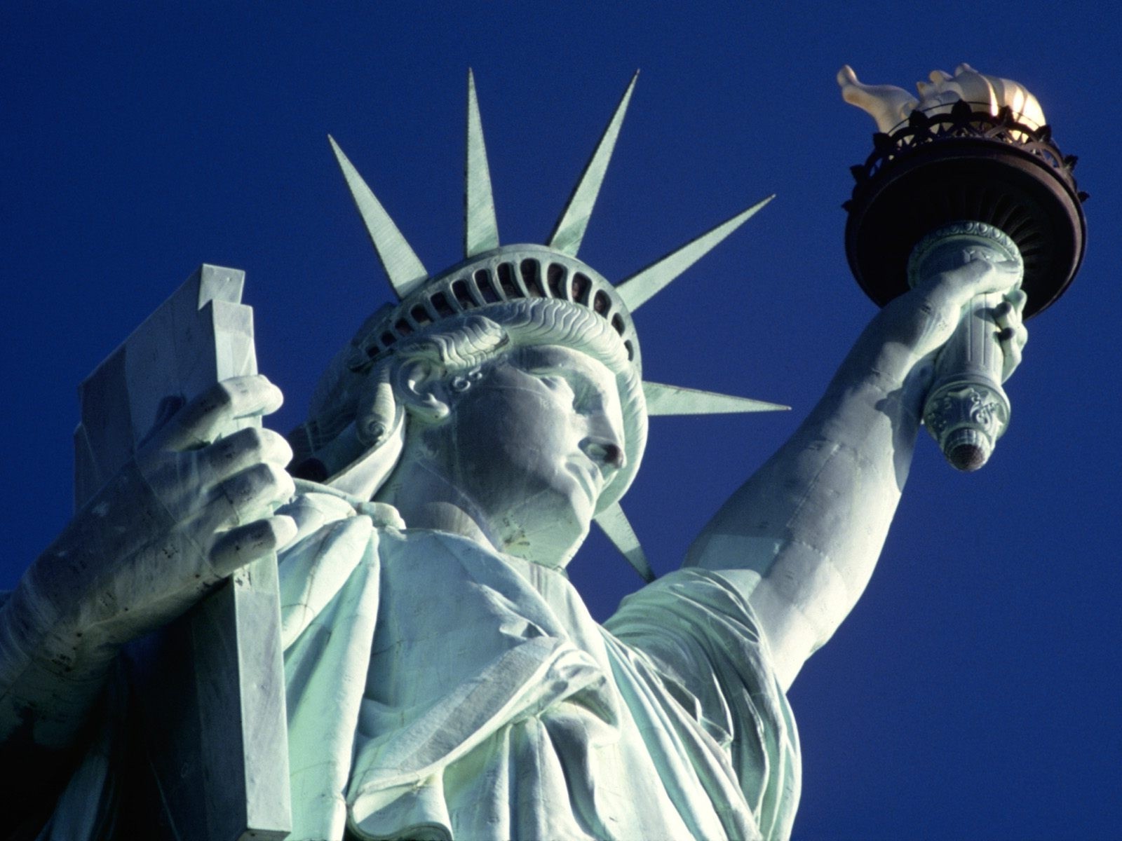 lugares famosos escultura viagens estátua sozinho céu arquitetura ao ar livre símbolo homem luz do dia