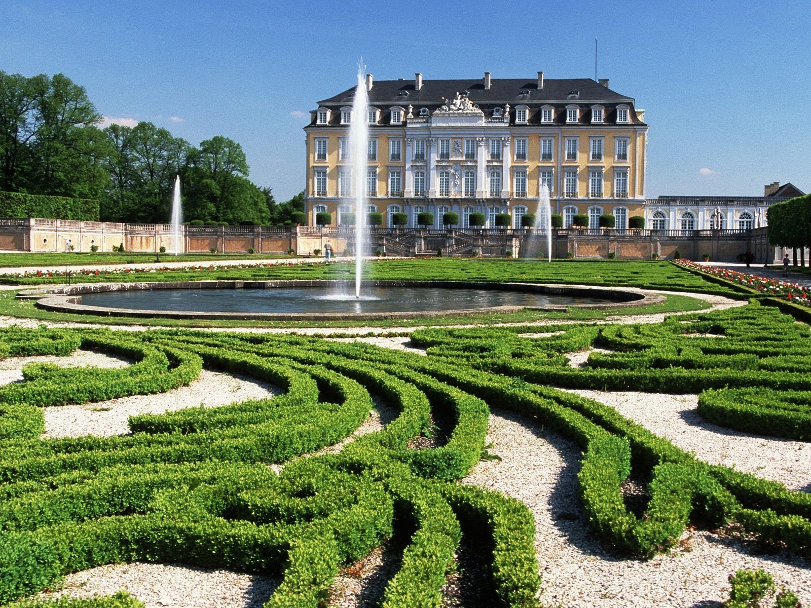 kaleler bahçe mimari çim ev çit park çimen ev seyahat açık havada topiary konak yaz chateau kale