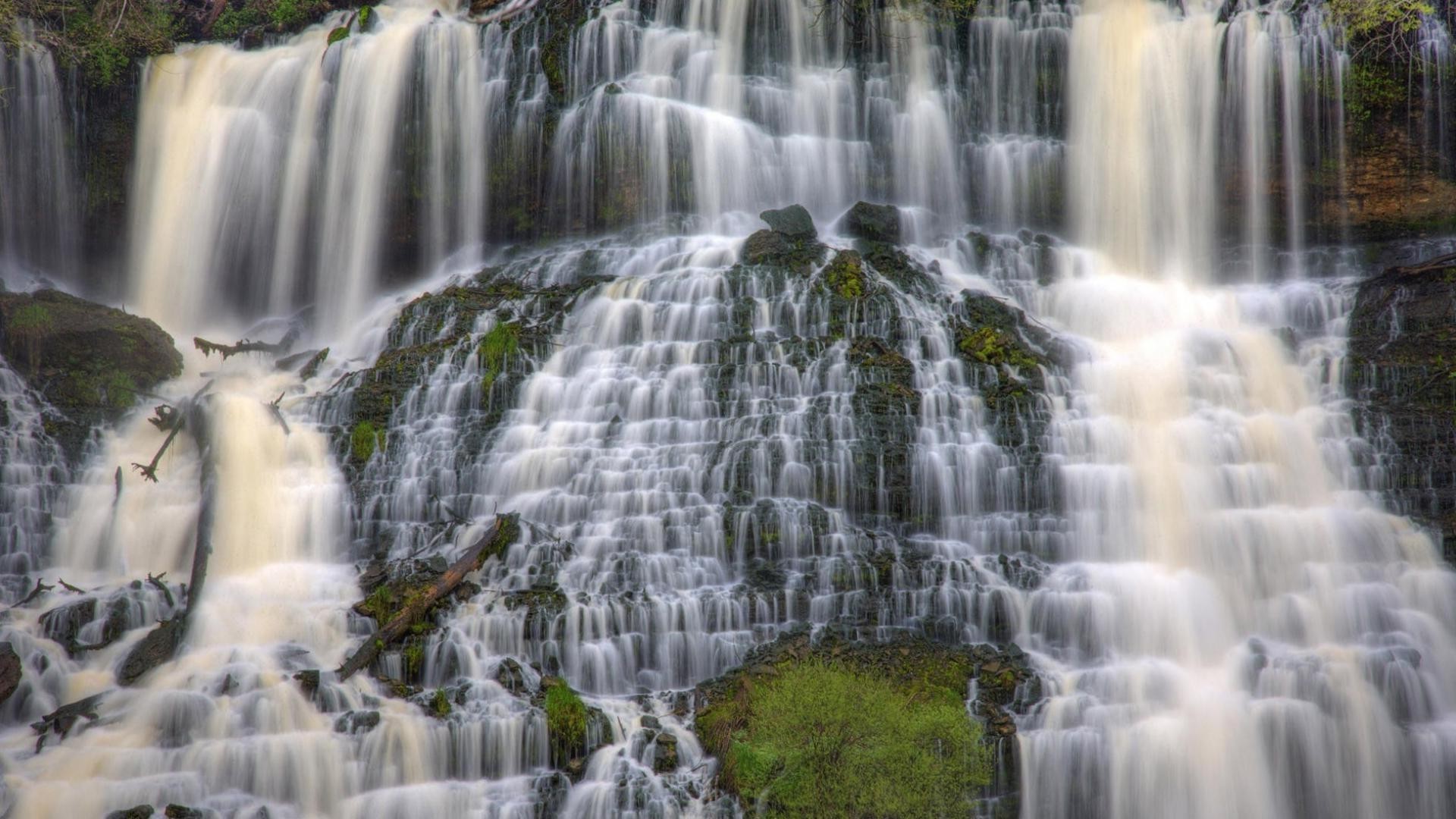 cascadas cascada agua cascada corriente naturaleza río otoño corriente mojado movimiento limpio splash parque al aire libre catarata pureza roca slick hoja