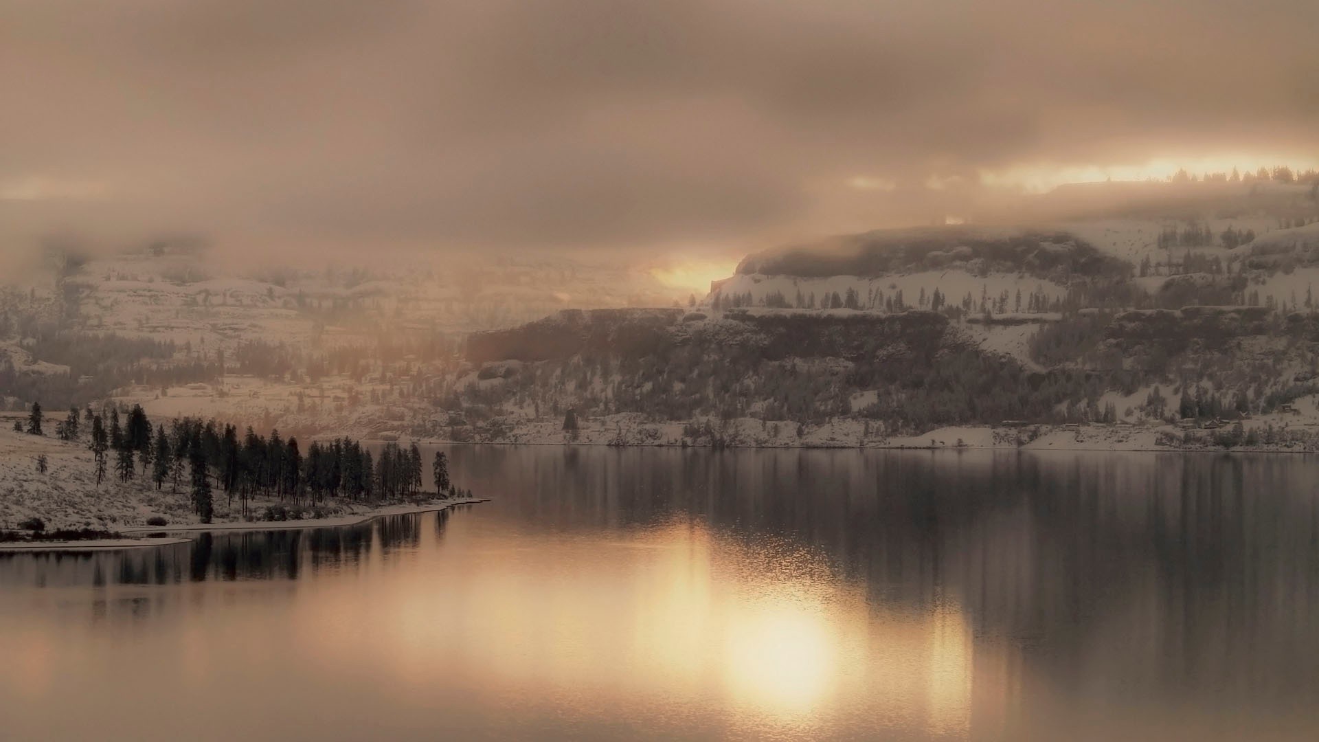 rivières étangs et ruisseaux étangs et ruisseaux coucher de soleil aube eau réflexion brouillard nature lac brouillard paysage ciel à l extérieur soleil crépuscule soir sang-froid rivière neige voyage