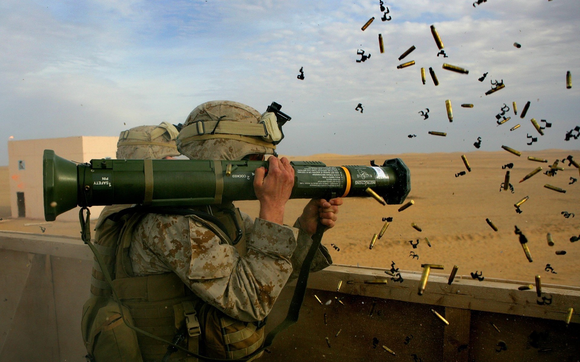 swat militar guerra ejército arma pistola batalla soldado combate camuflaje tanque guerra civil avión cañón coche defensa rifle uno