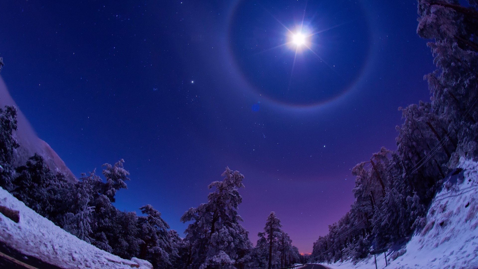 noc wieczór zmierzch wieczór zmierzch księżyc śnieg zima niebo natura astronomia zimno eksploracja światło przestrzeń słońce krajobraz na zewnątrz galaktyka boże narodzenie planety