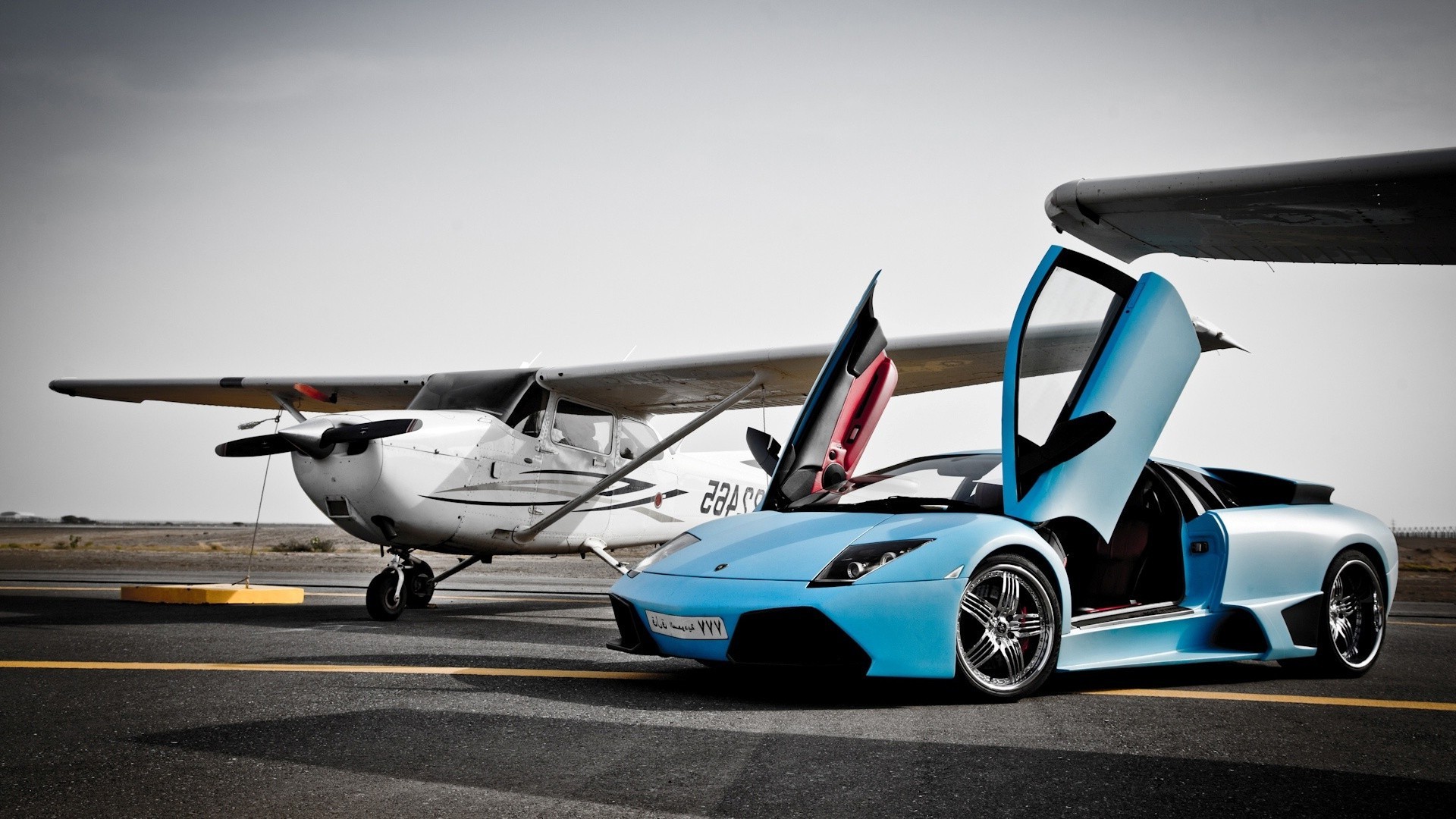 coches deportivos sistema de transporte coche avión avión aeropuerto volar rápido vuelo viajes