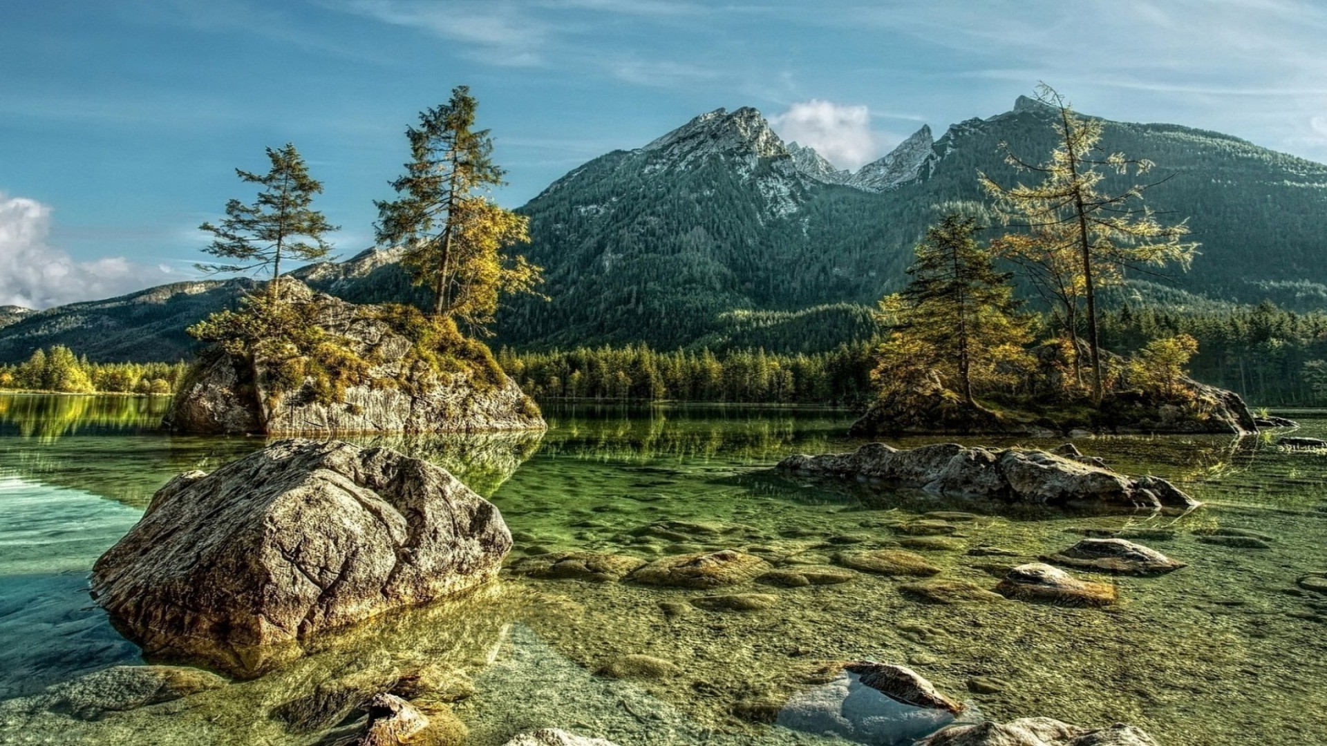 lago naturaleza agua paisaje montaña viajes roca cielo escénico paisaje reflexión madera río al aire libre hermoso pico de montaña espectáculo árbol parque