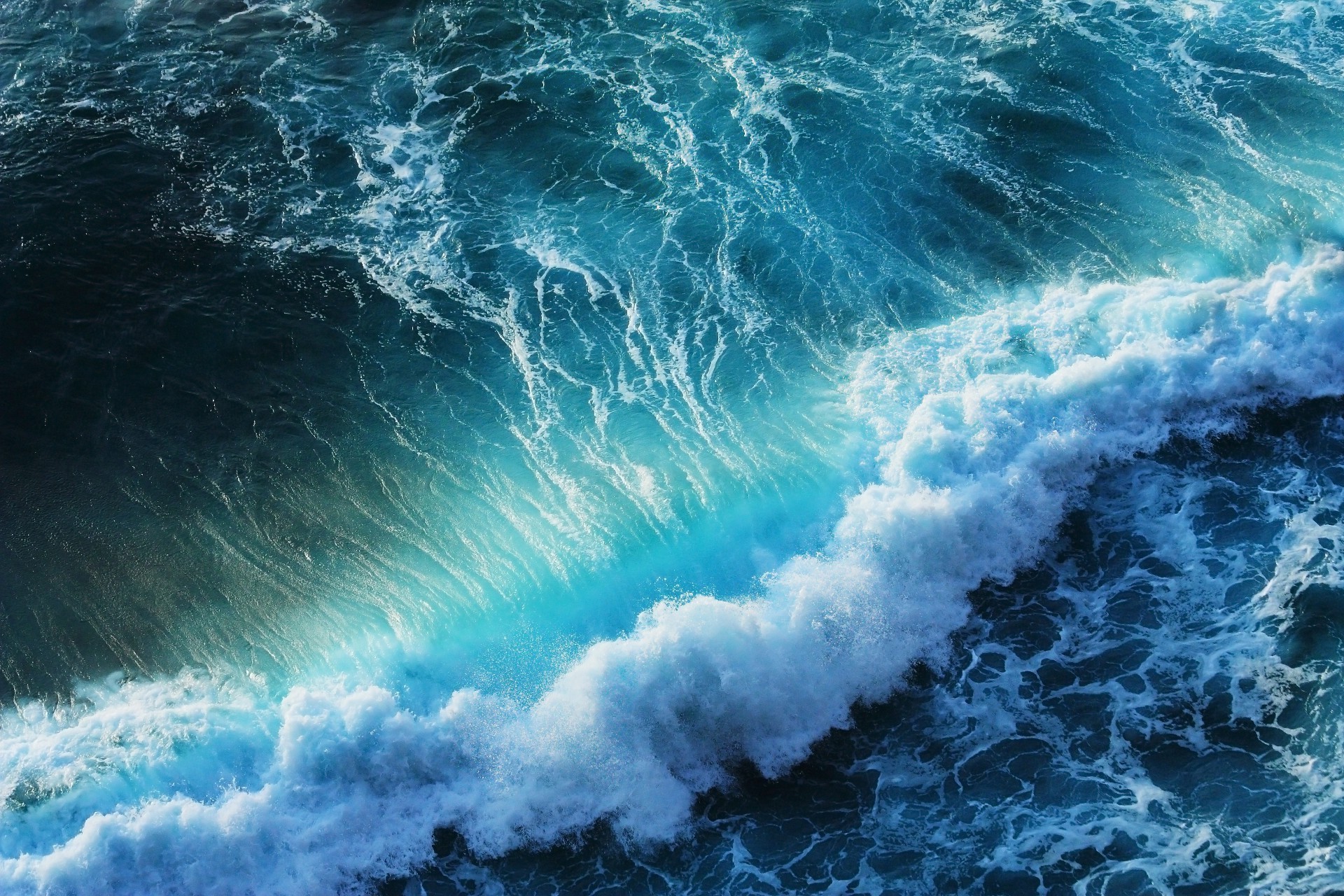 вода океан море волна шторм прибой пена движения всплеск природа погода на открытом воздухе