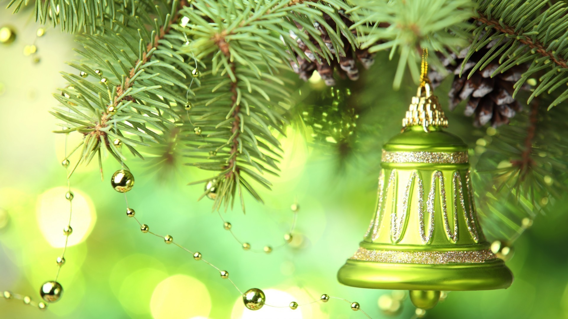 новый год рождество зима сосна украшения дерево висит пихта светит мерри праздник золото эвергрин филиал иглы ели мяч ева традиционные сезон