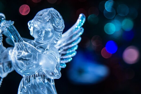 Figurine en cristal d ange