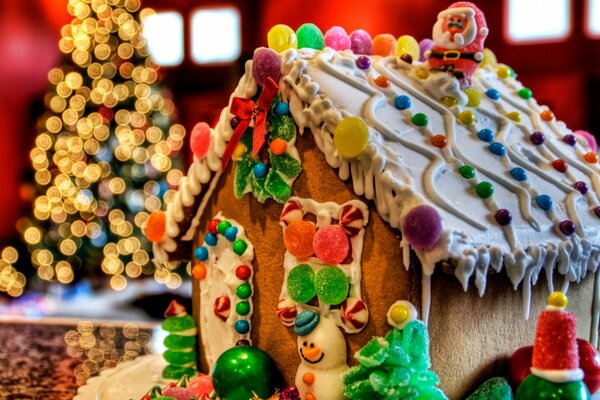 Elegant gingerbread house in glaze