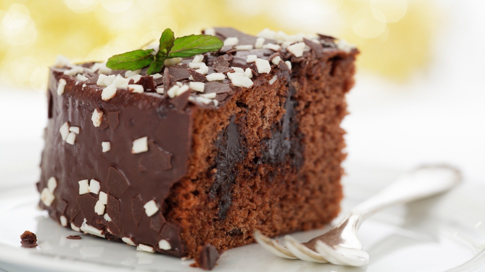 шоколад сладкий вкусные крем торт сахар темный индульгенция еда срез сливочный нездоровый конфеты брауни кондитерский мусс эпикур домашние