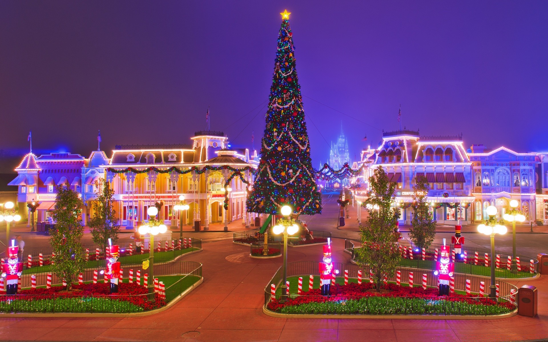 natal iluminado viajar à noite arquitetura casa crepúsculo ao ar livre cidade árvore de natal férias rua urbano céu água turismo