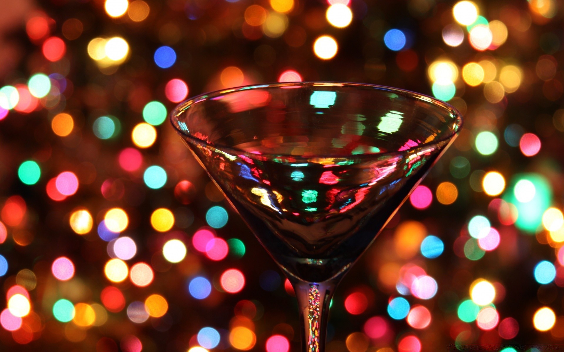 christmas party celebration nightlife club alcohol bar drink cocktail eve glass bright