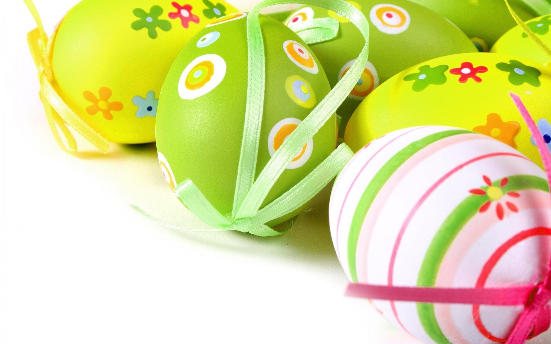 easter egg color desktop celebration decoration bright easter egg traditional