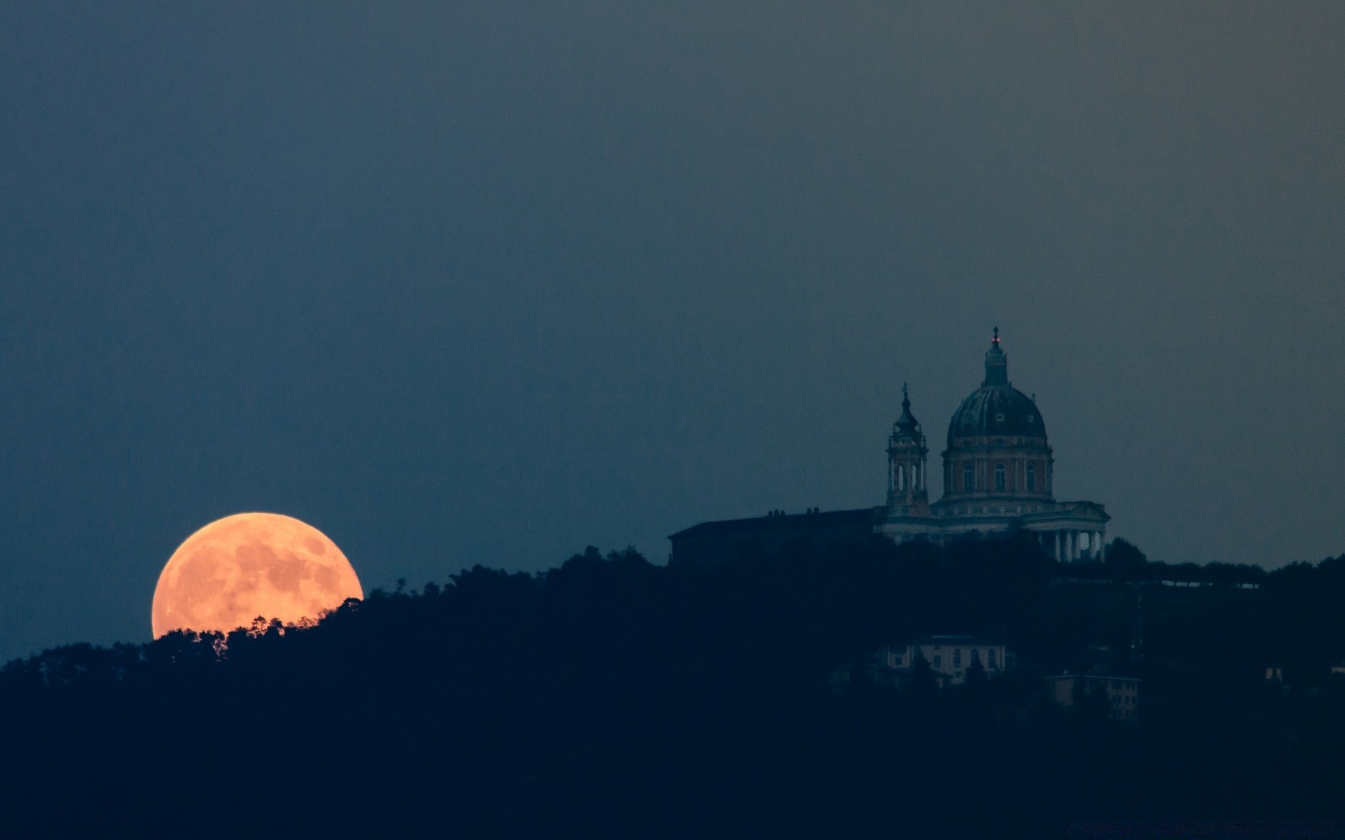 halloween coucher de soleil voyage lune ciel architecture crépuscule soir aube à l extérieur silhouette lumière du jour rétro-éclairé lumière religion ville