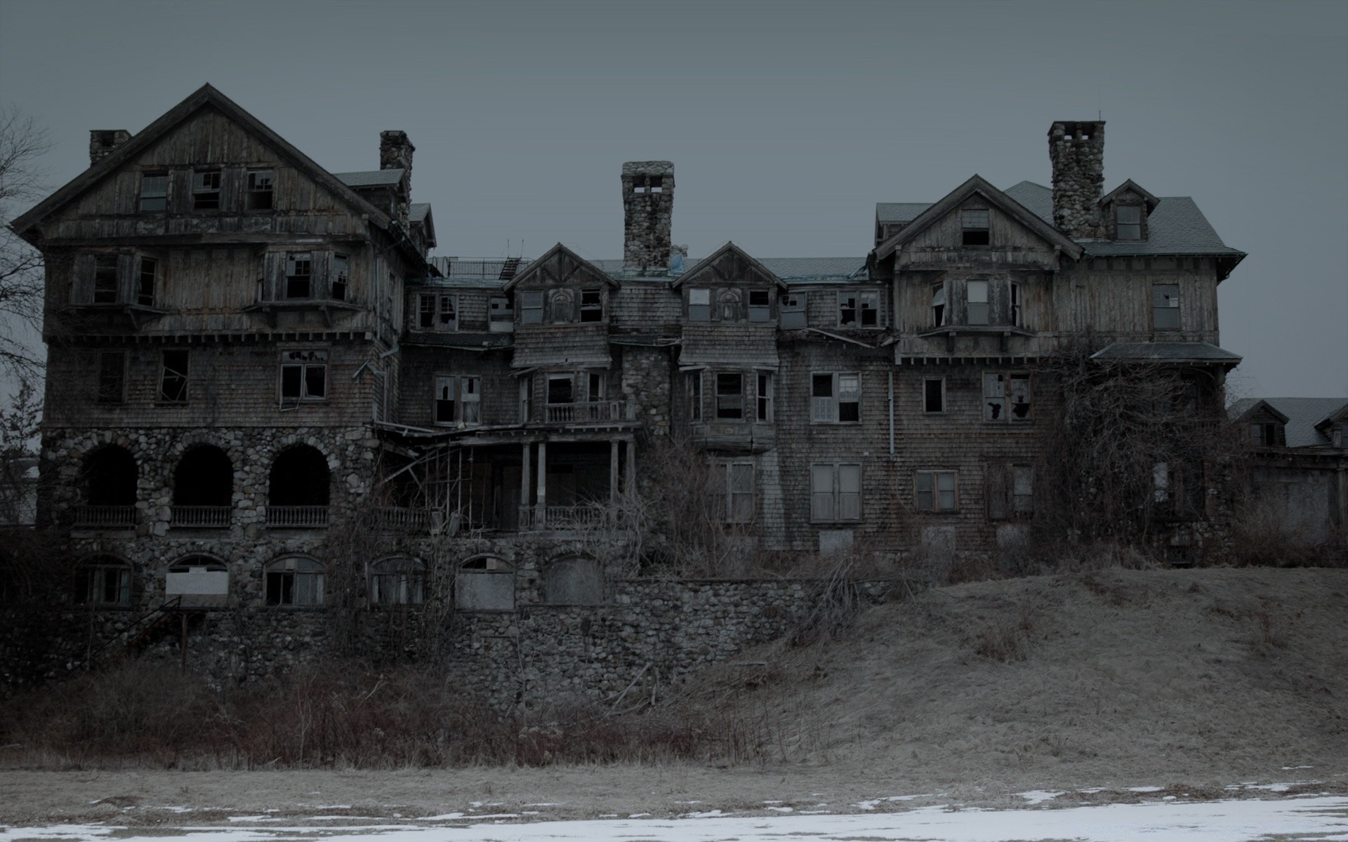 halloween architektura dom domy podróże dom stary na zewnątrz zima starożytne miasto katastrofa