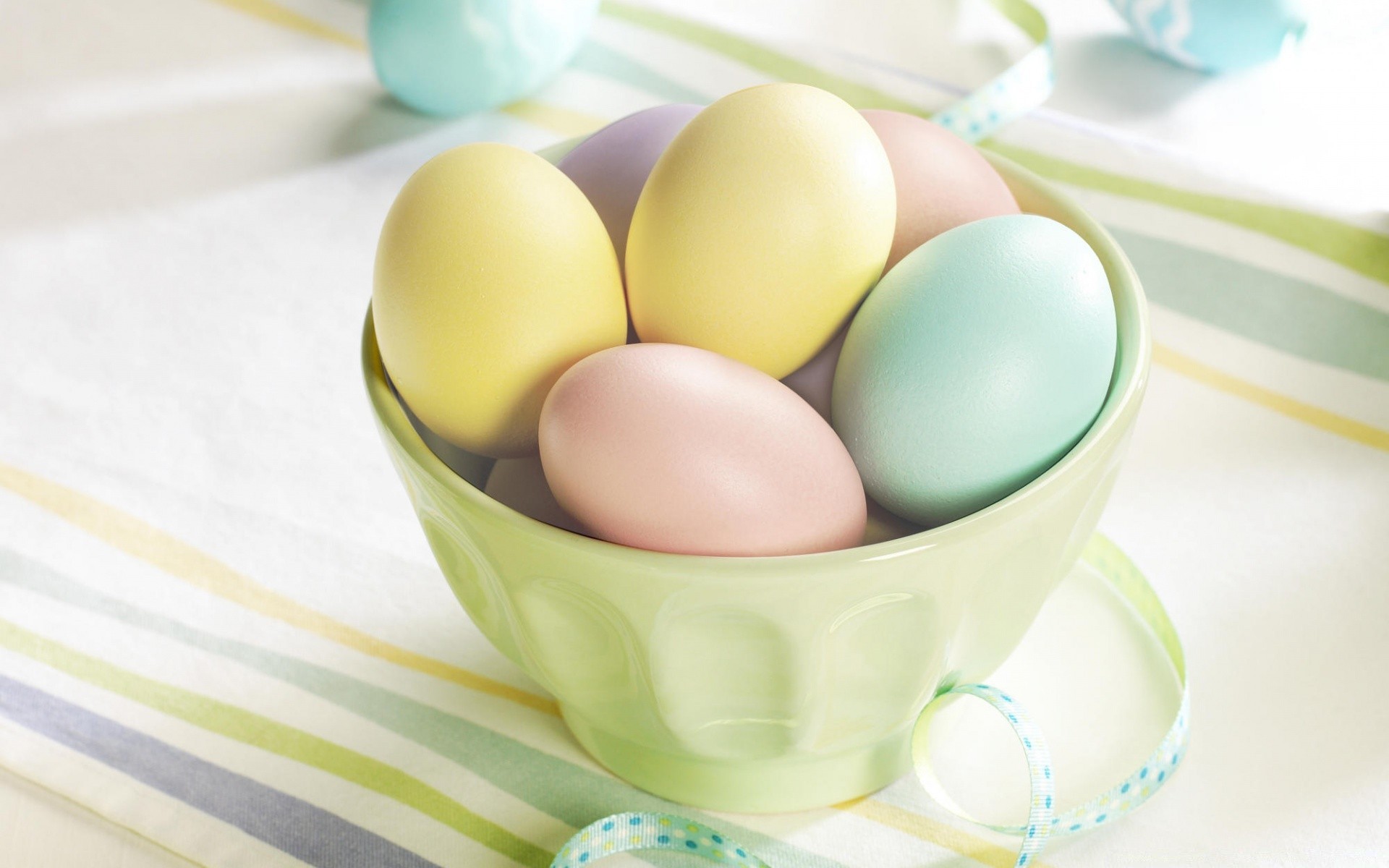 pasqua uovo colazione cibo uovo di pasqua luminoso tradizionale delizioso caramelle pastello colore