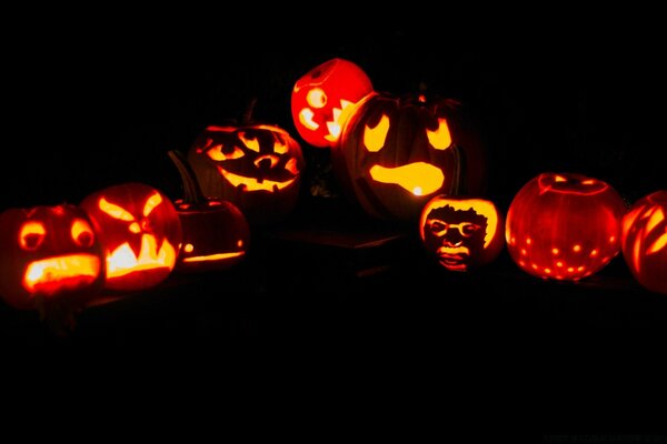 Glowing pumpkins for Halloween