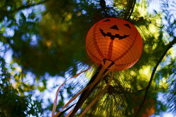 Cute and simple tree decoration