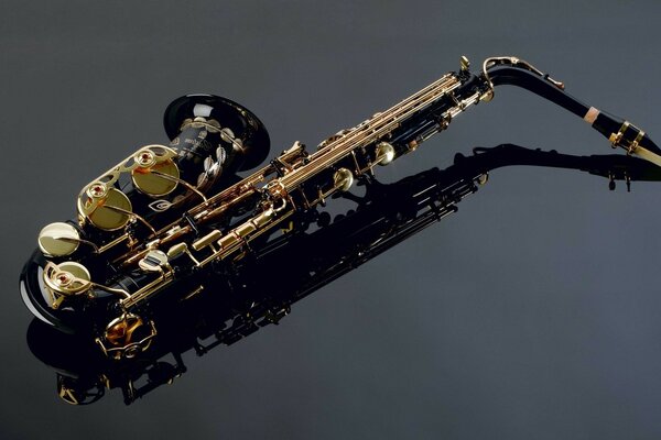 Plaisir pour les oreilles. Saxophone