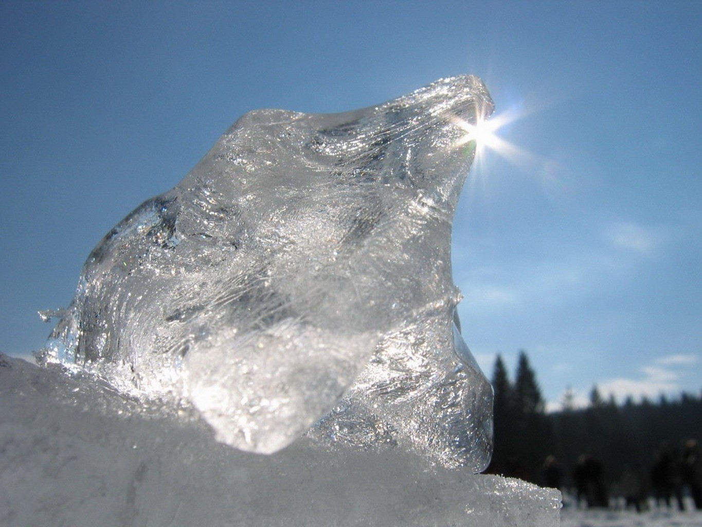 invierno nieve hielo frío escarcha naturaleza montañas congelado paisaje al aire libre cielo viajes helada buen tiempo