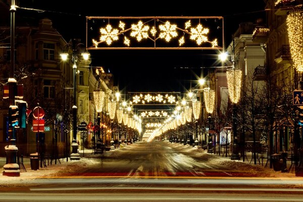 En el año nuevo, toda la ciudad está decorada