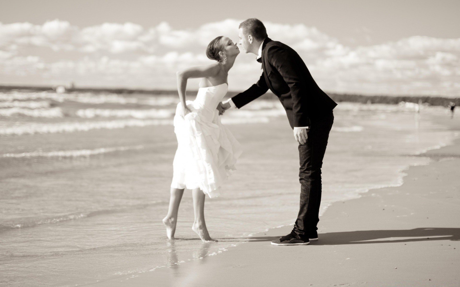 valentinstag strand zwei liebe wasser meer sand ozean mann erwachsener mädchen paar meer frau romantik