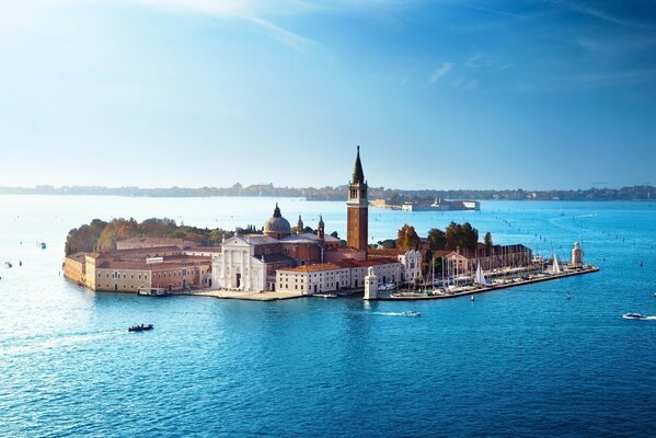 Città italiana sull Isola